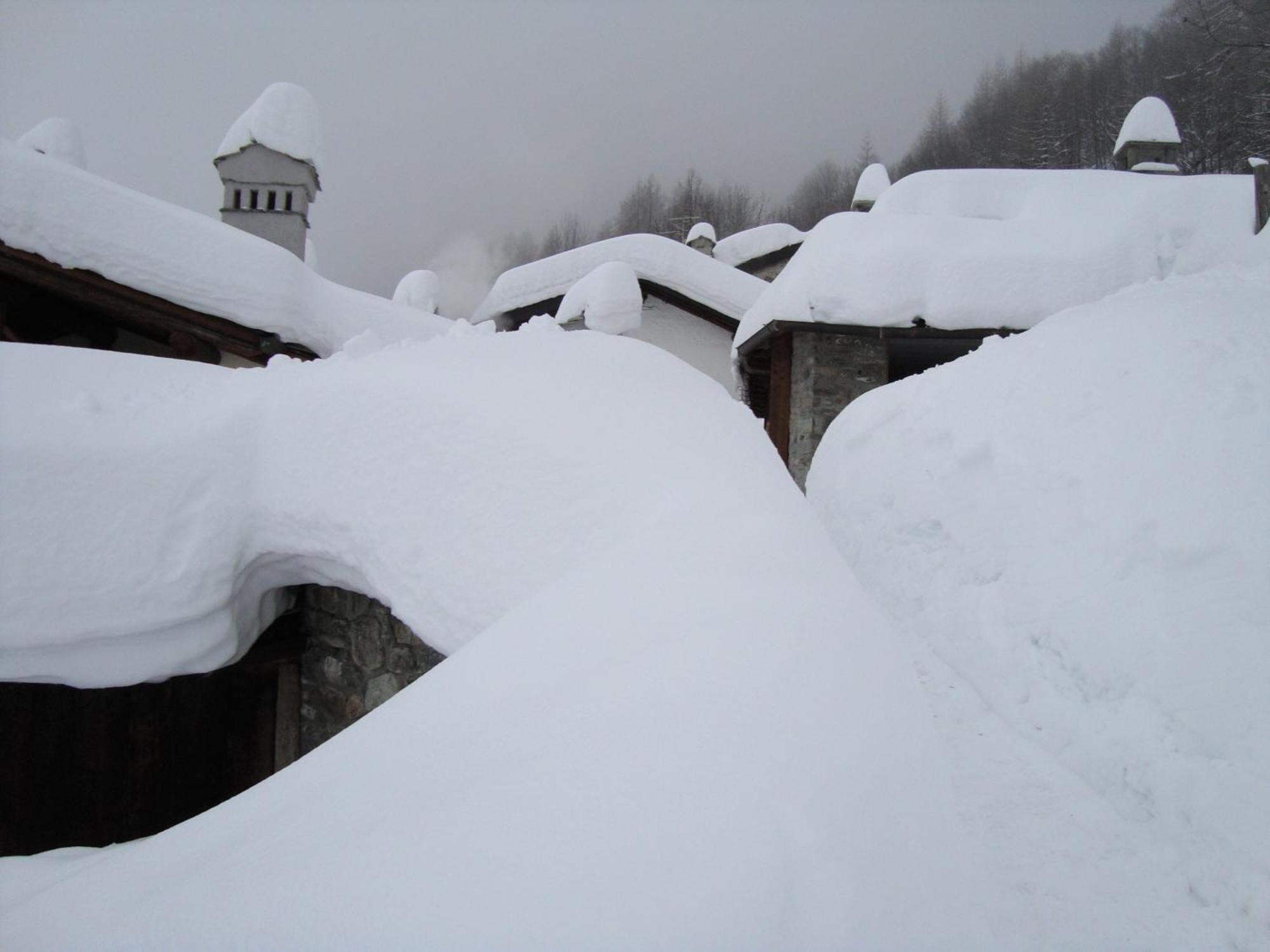 B&B A Pankeo Valtournenche Exterior photo
