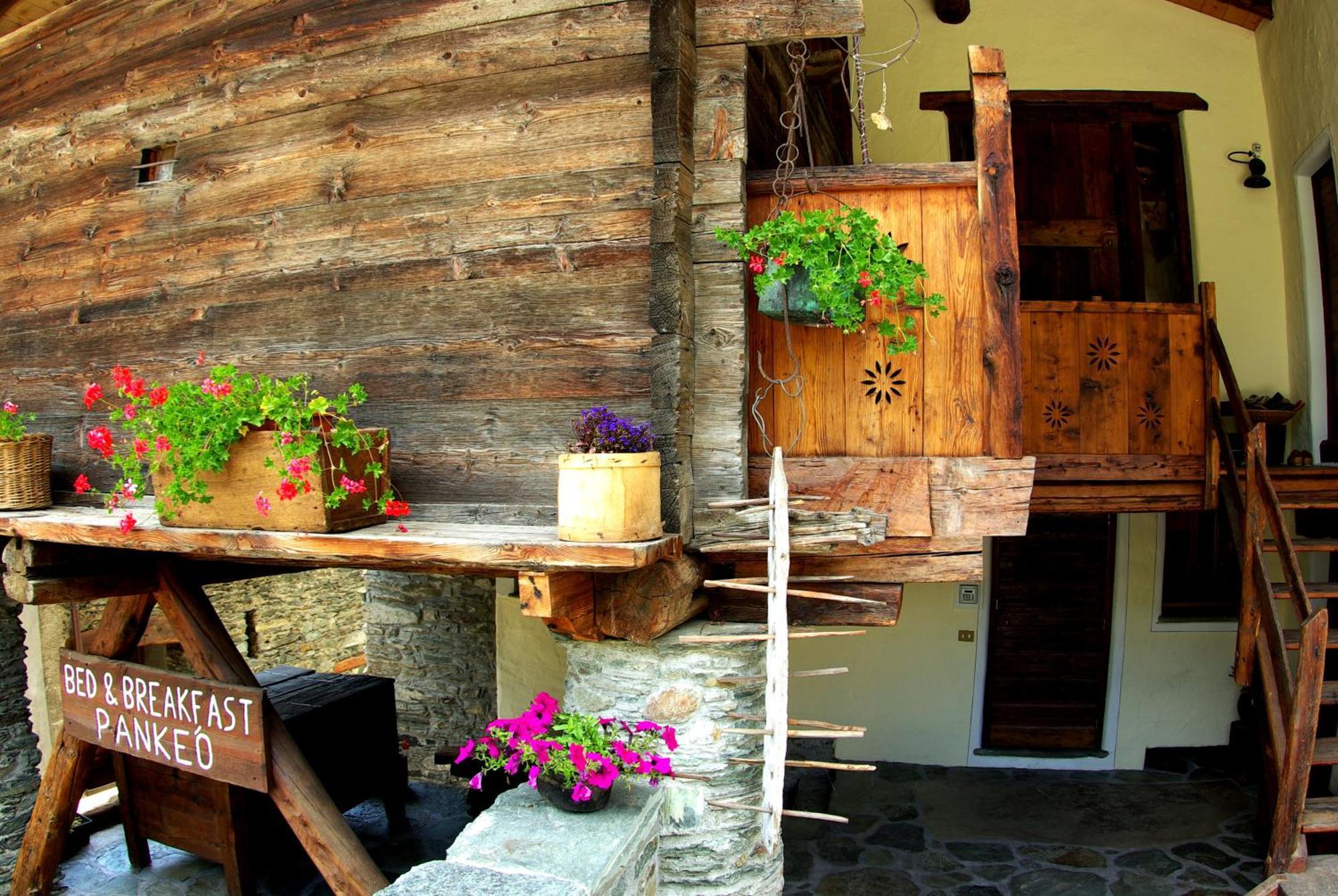 B&B A Pankeo Valtournenche Exterior photo