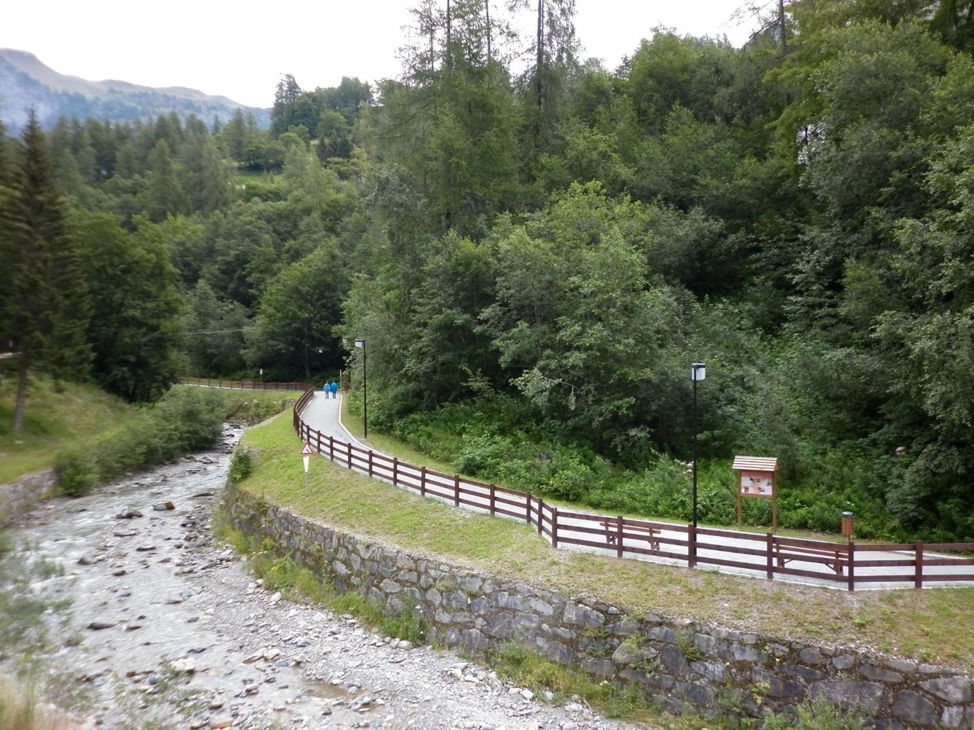 B&B A Pankeo Valtournenche Exterior photo