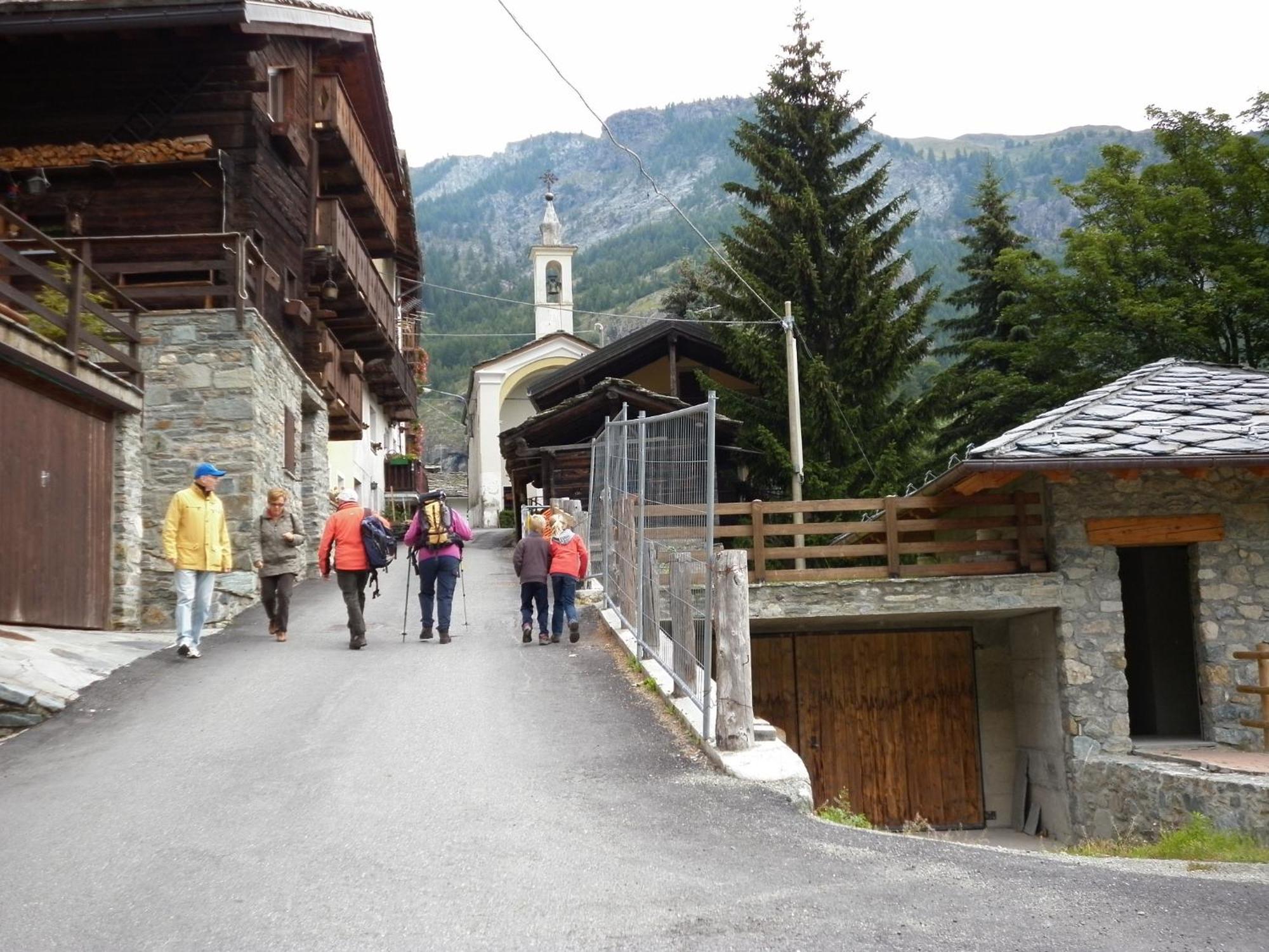 B&B A Pankeo Valtournenche Exterior photo